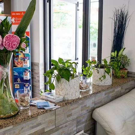 Maris Stella Hotel 2*