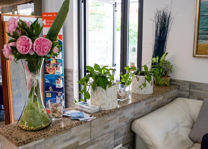 Maris Stella فندق 2*