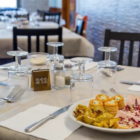 Maris Stella Hotel 2*