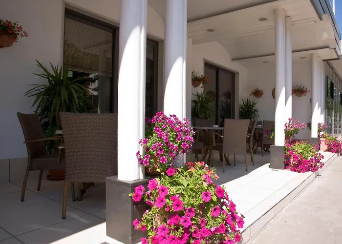 Maris Stella Hotel 2*