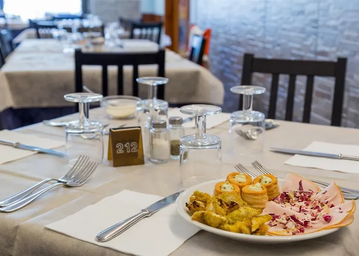 Maris Stella Hotel 2*